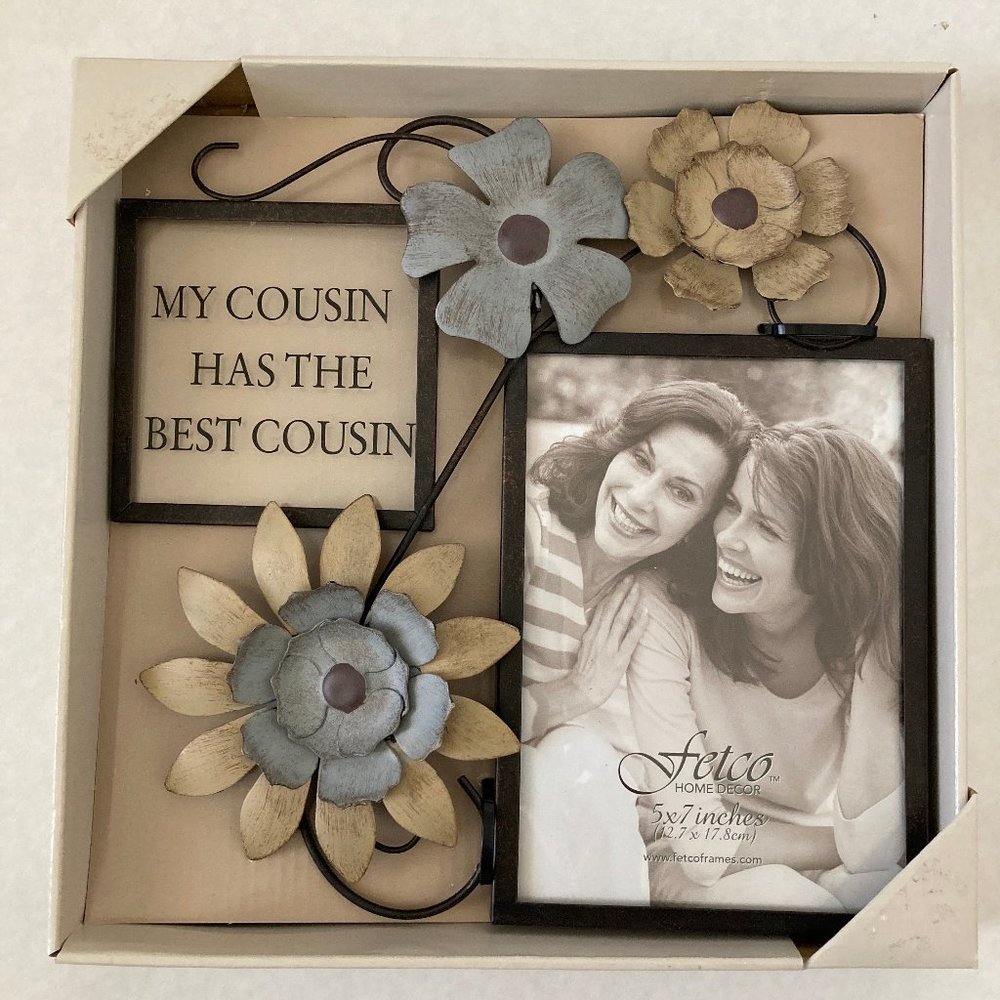 NWT Fetco Home Decor Cousin Floral Photo Frame